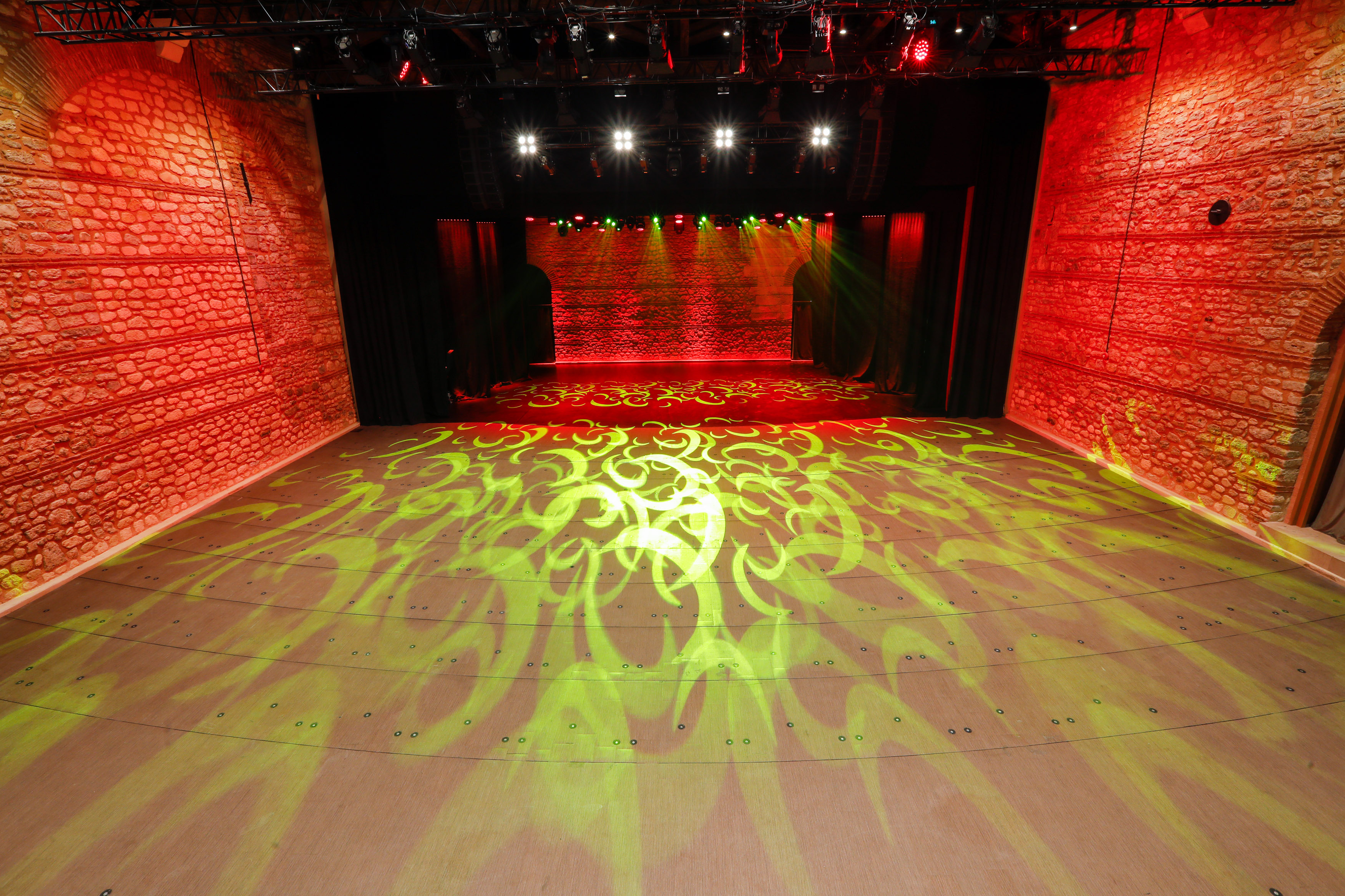 Fişekhane - Ana Sahne ve Fuaye Alanı