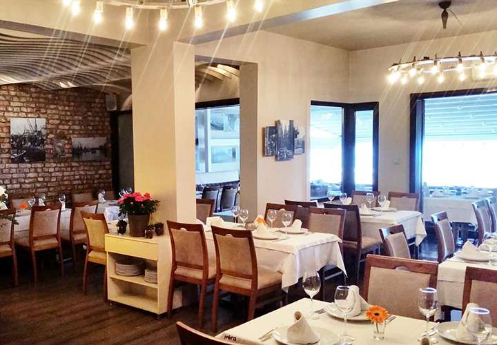 Mira Restaurant