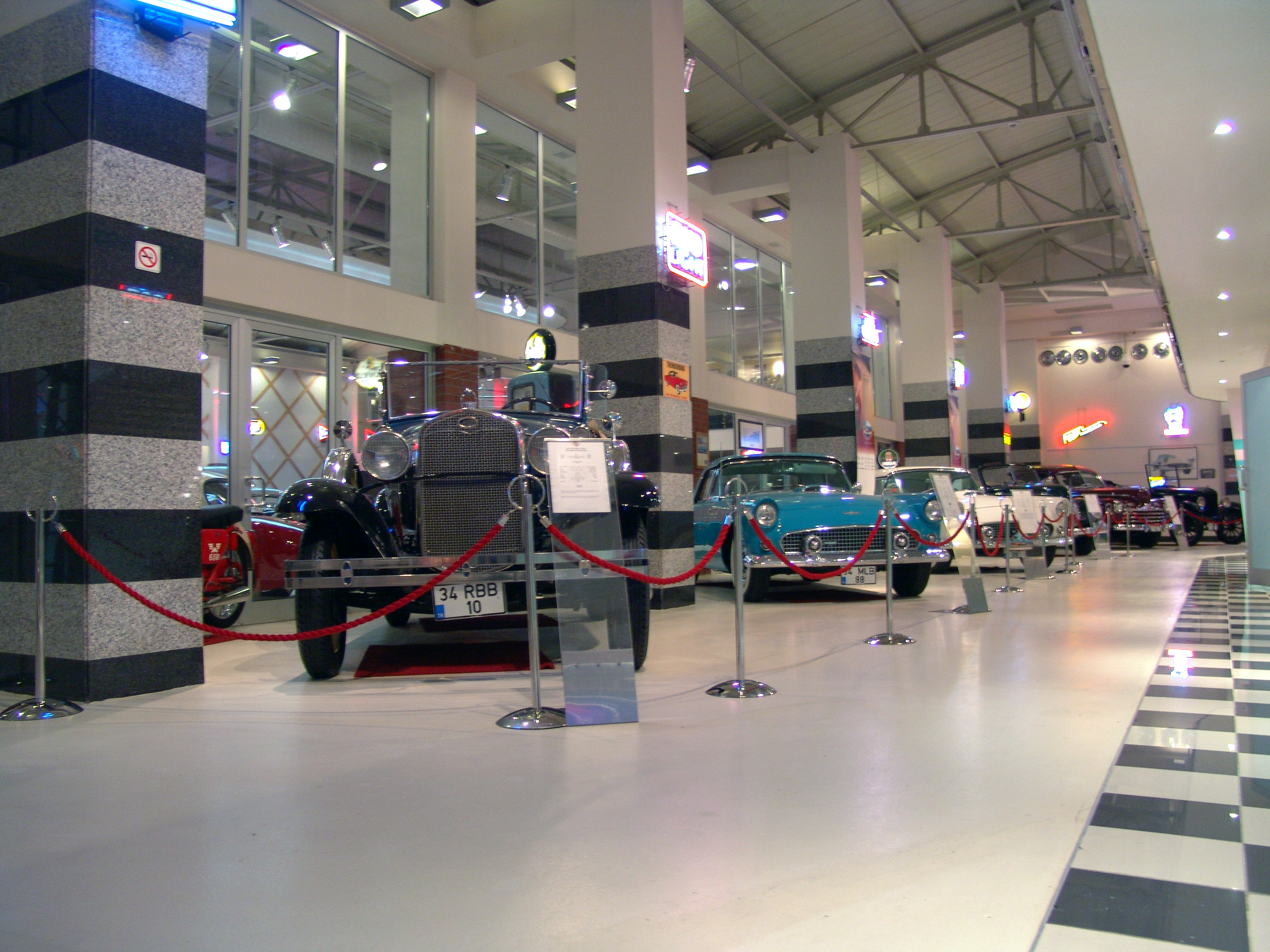 Ural Ataman Klasik Otomobil Müzesi