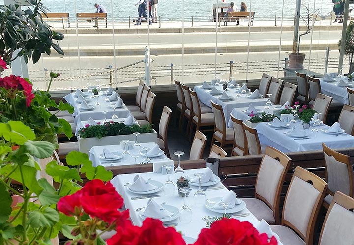 Mira Restaurant