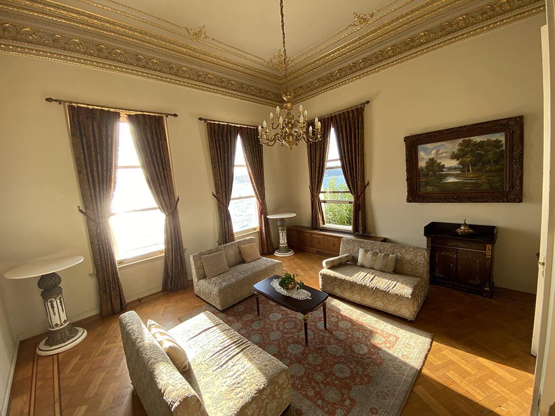 Sait Halim Paşa - Waiting Room